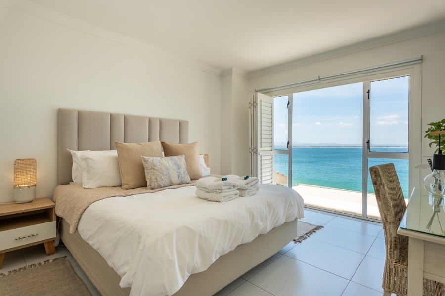 6 Bedroom Property for Sale in Port St Francis Eastern Cape